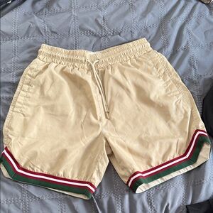 Stylish Tan Men's Shorts with Striped Hem